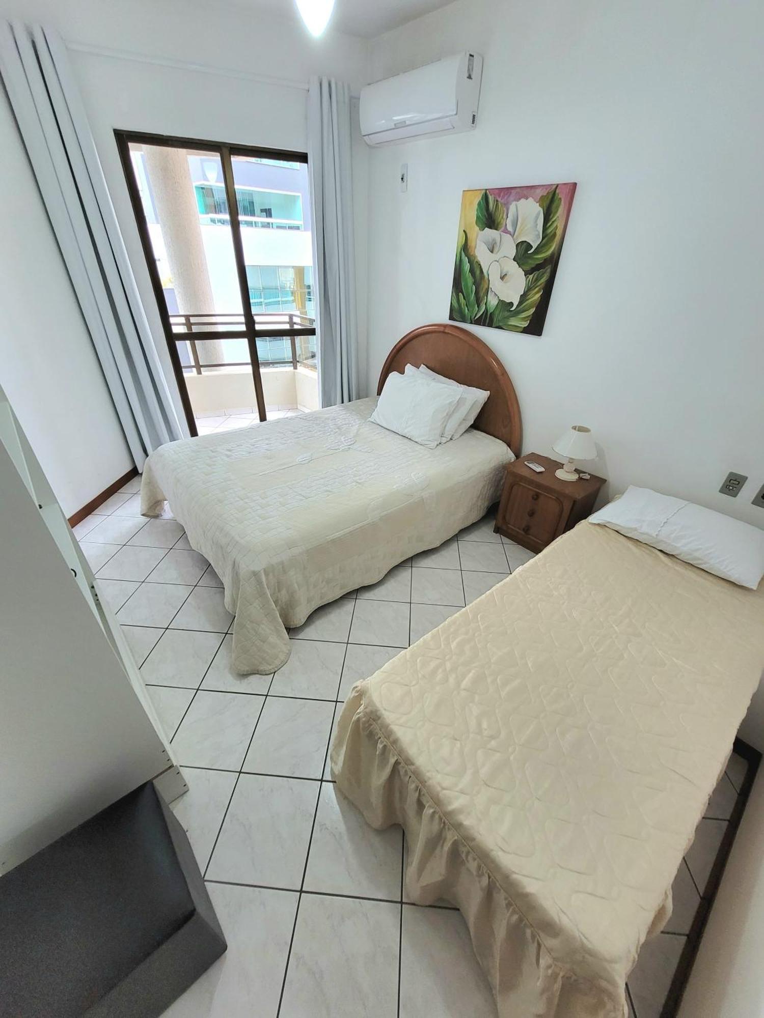 Apartamento 200 Metros Da Praia 03 Quartos Com Ar Condicionado - Meia Praia - Итапема Екстериор снимка