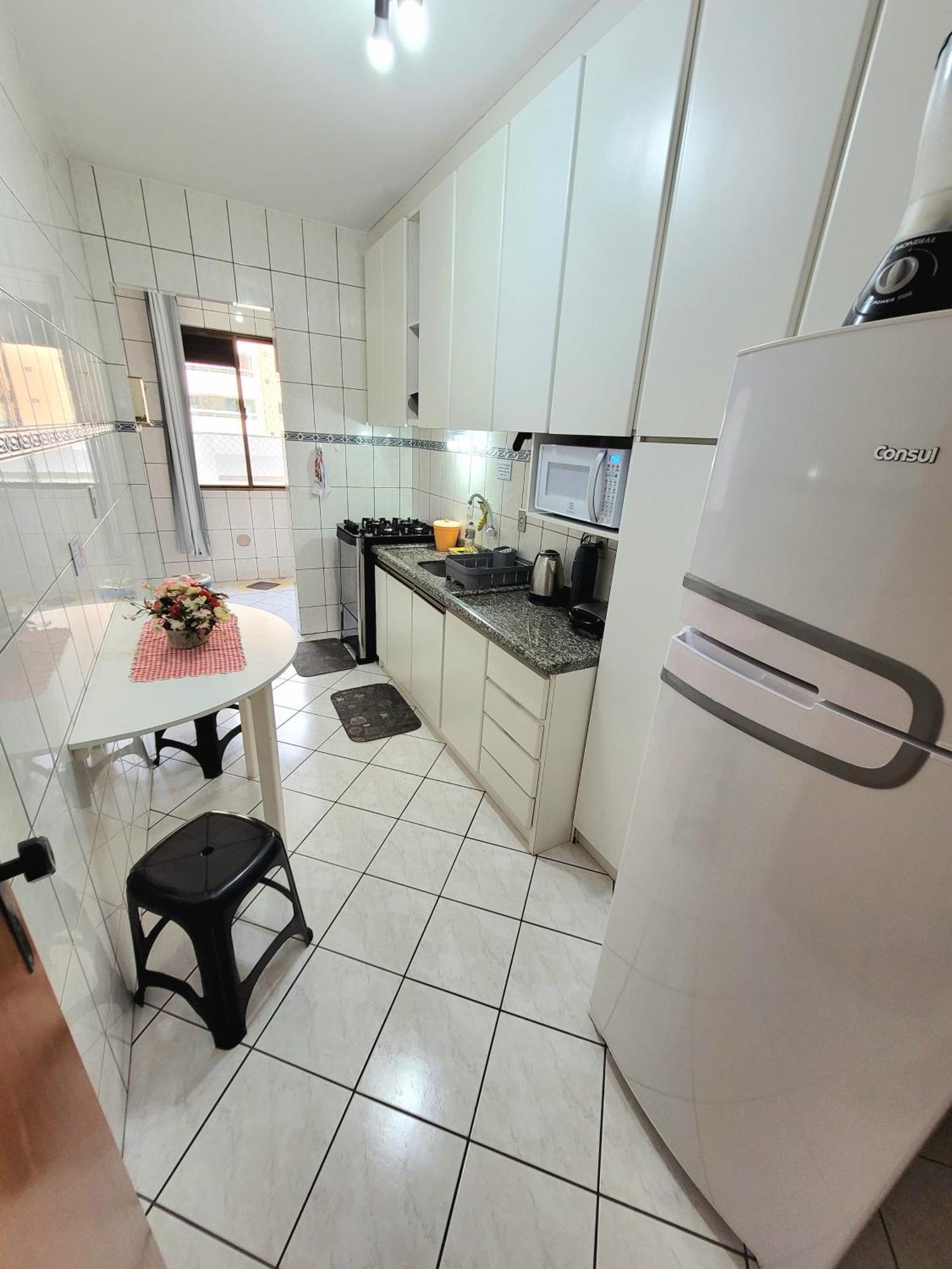 Apartamento 200 Metros Da Praia 03 Quartos Com Ar Condicionado - Meia Praia - Итапема Екстериор снимка